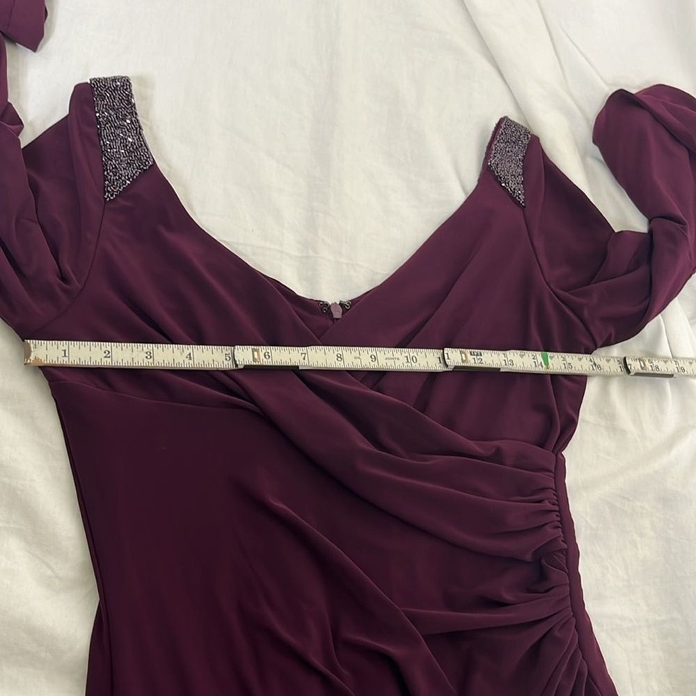 Lauren Ralph Lauren Bell-Sleeve Stretch Jersey Gown Beaded size 4 Wedding New - Picture 10 of 13